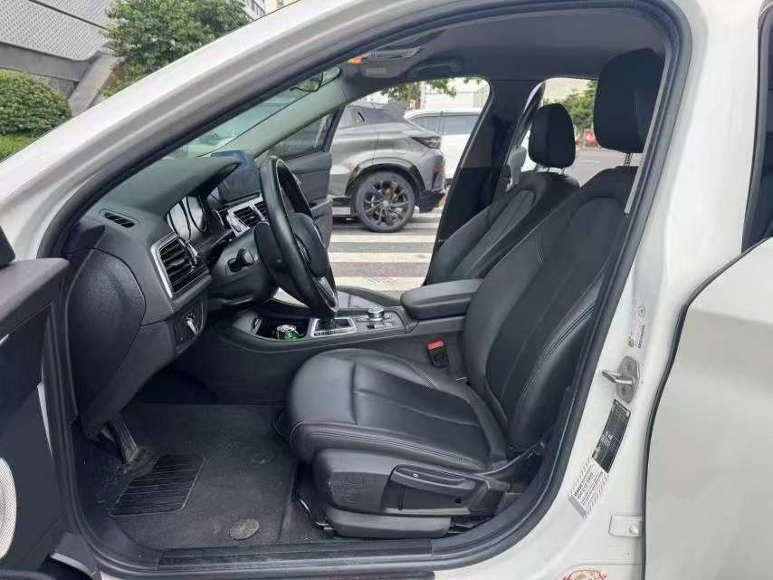 BMW 1 Series 120i 1.5T Sport Edition 6