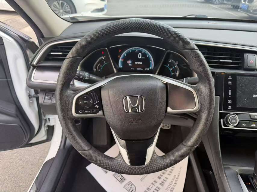 Honda Civic 2016 1.5T Luxury 5