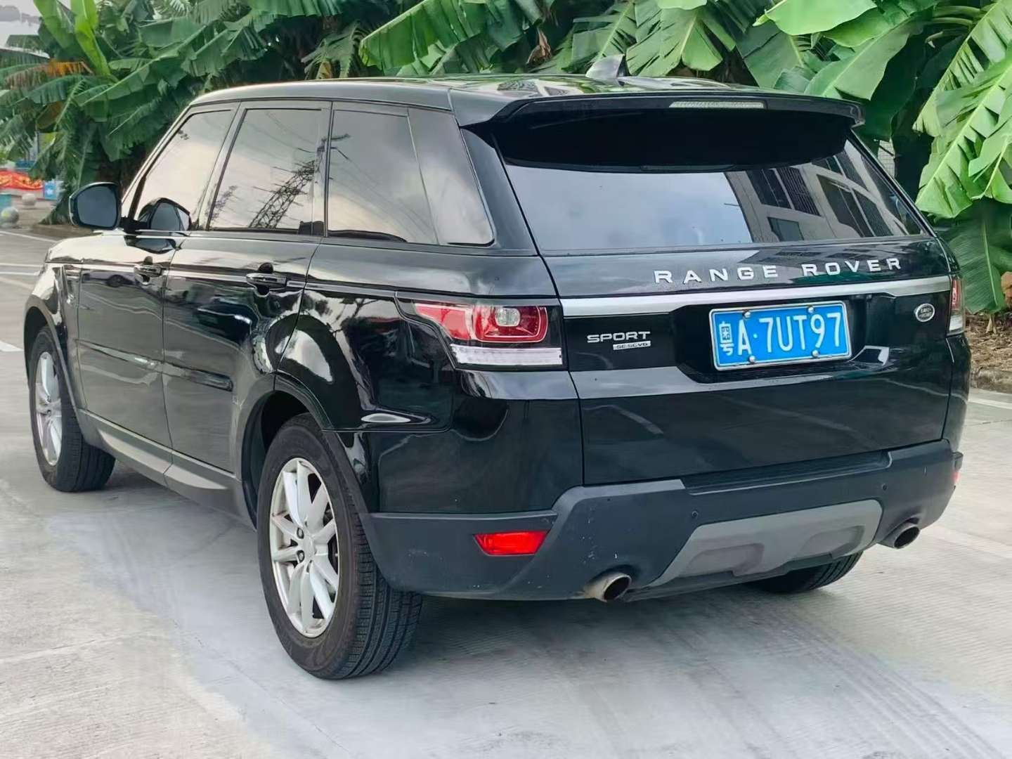 Land Rover Range Rover Sport 3.0T Gasoline SE Edition 4