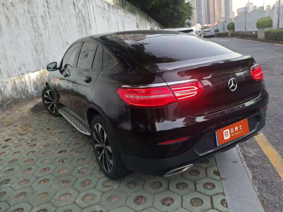 Mercedes-Benz GLC GLC260 4MATIC Coupe 3