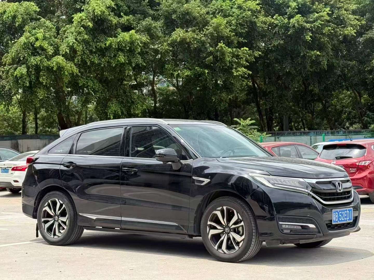 Honda UR-V 2019 240TURBO FWD Luxury 2