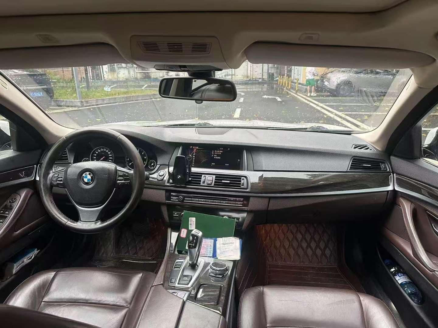 BMW 5 Series 2.0T Luxury Design Package 7