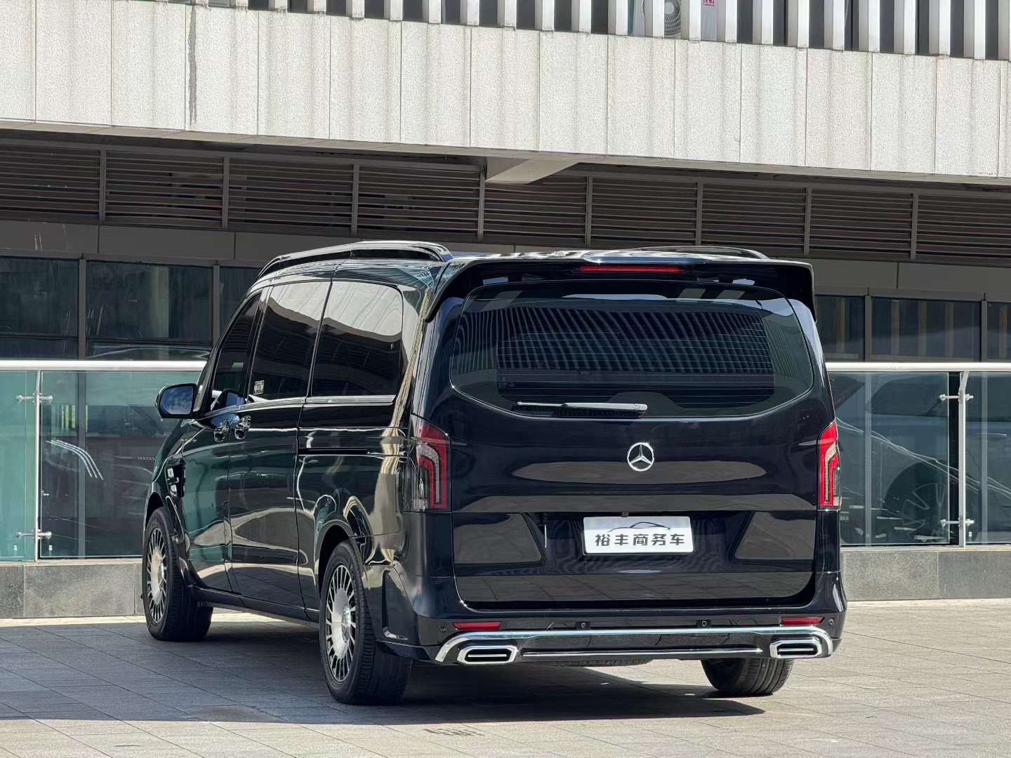 Mercedes-Benz Vito Business Edition 8