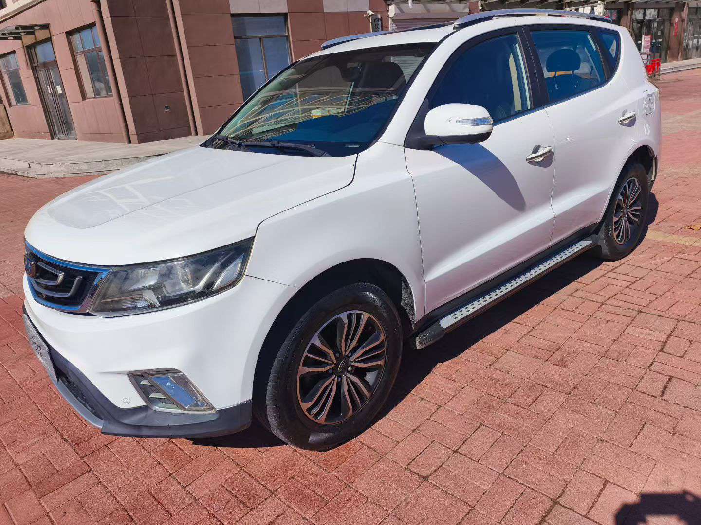 Geely Vision X6 4
