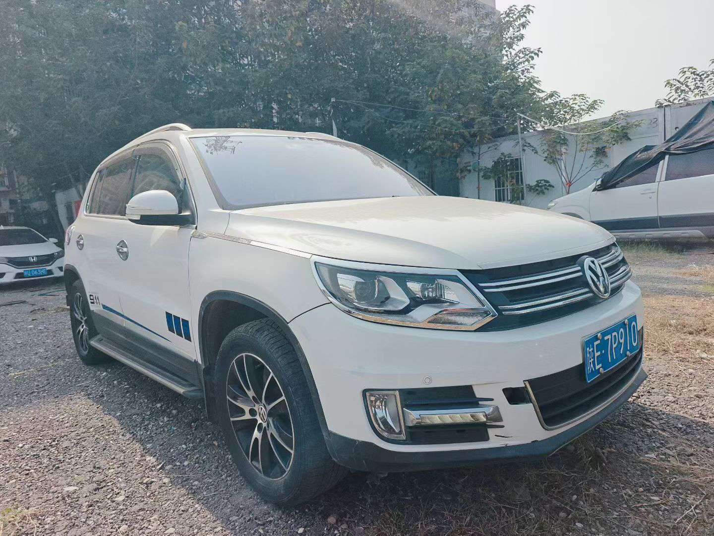Volkswagen Tiguan 2013 2.0T AWD Luxury Edition 3