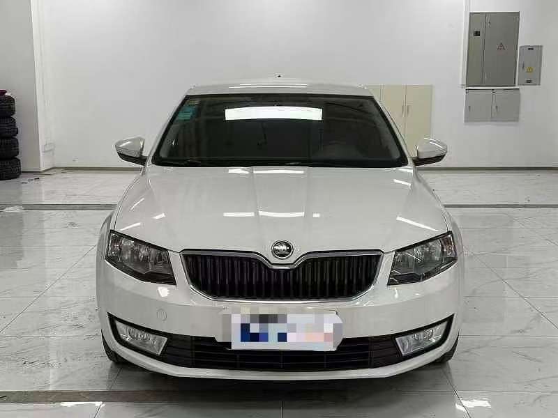 Skoda Octavia 2015 1.6L Automatic Yizhi Edition