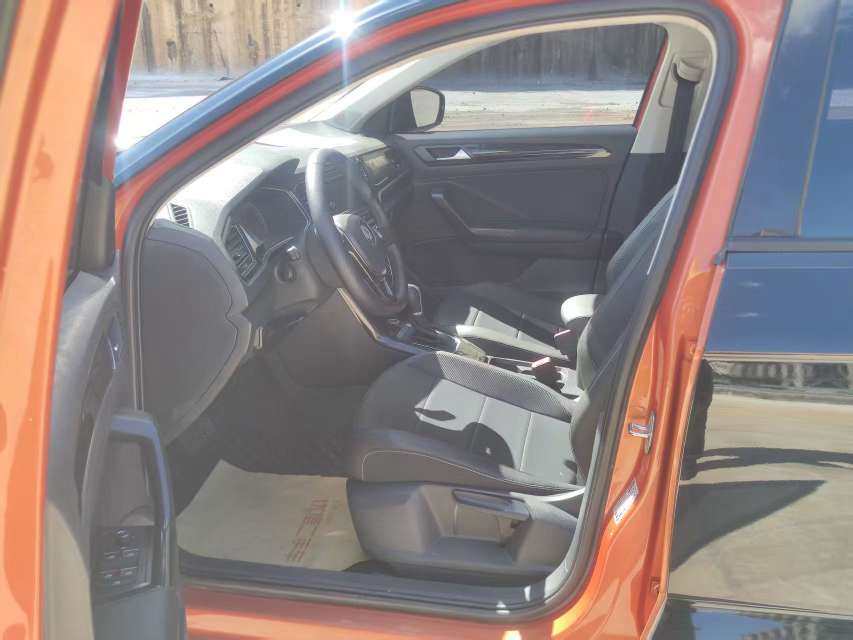 Volkswagen T-Roc 1.4T Automatic Manual High Trim Panoramic Sunroof 8