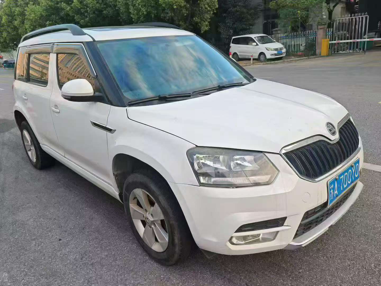 Skoda Yeti 1.4T Advance Edition 3