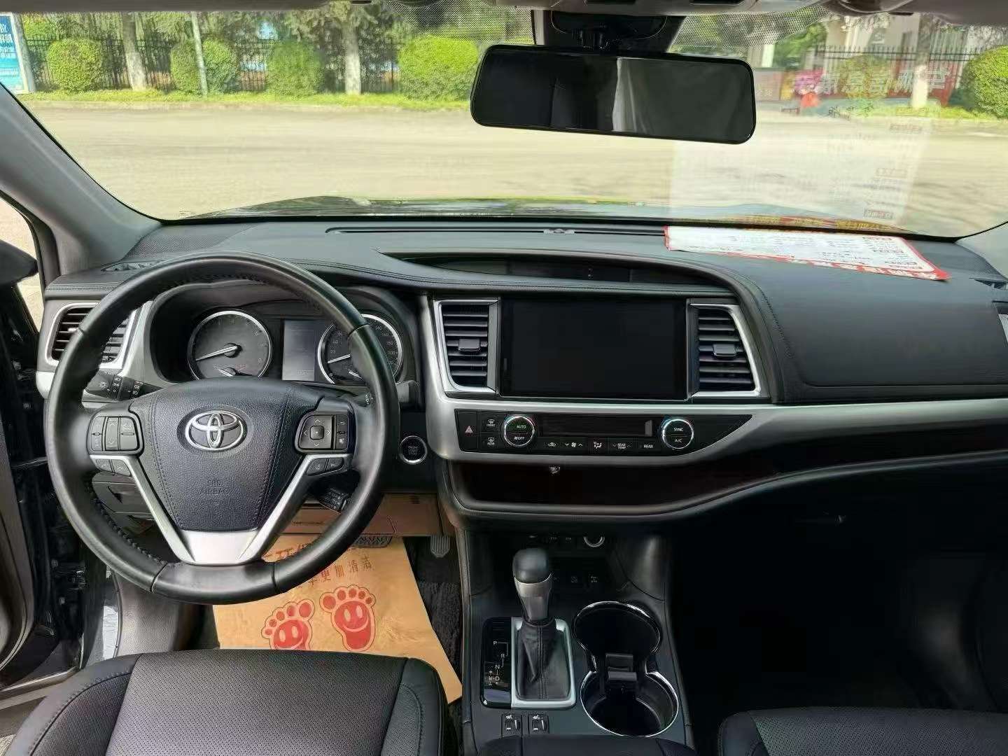 Toyota Highlander 2021 AWD Seven-Seater Luxury Edition 6