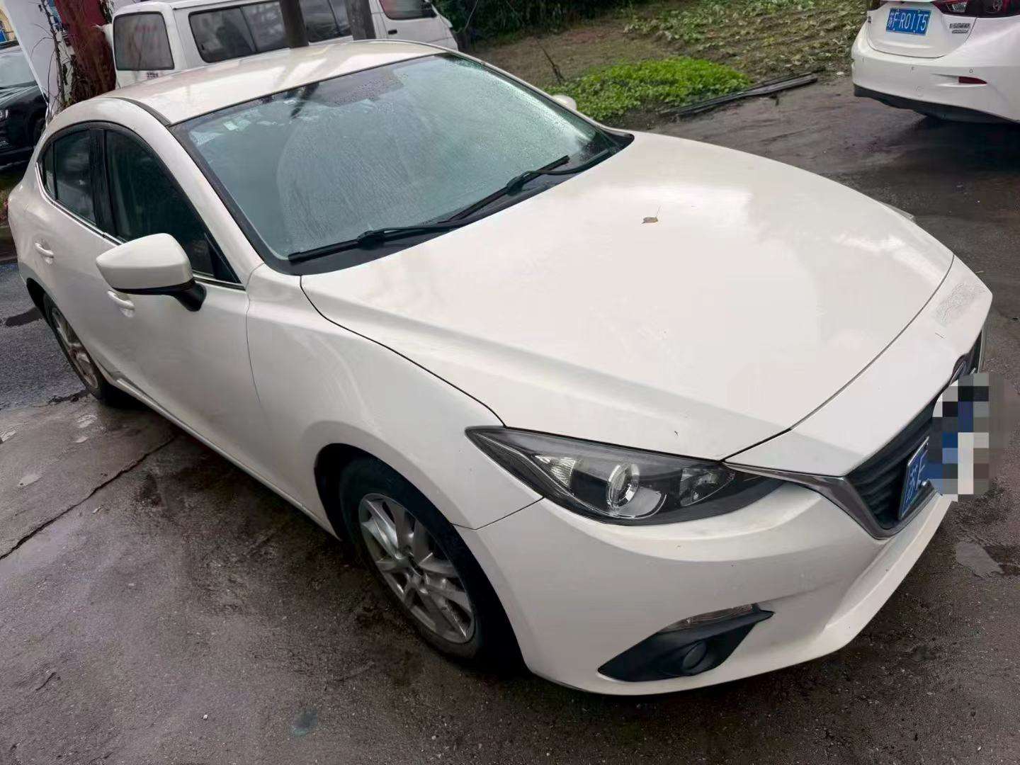 Mazda Mazda3 2016 1.5L Automatic 2