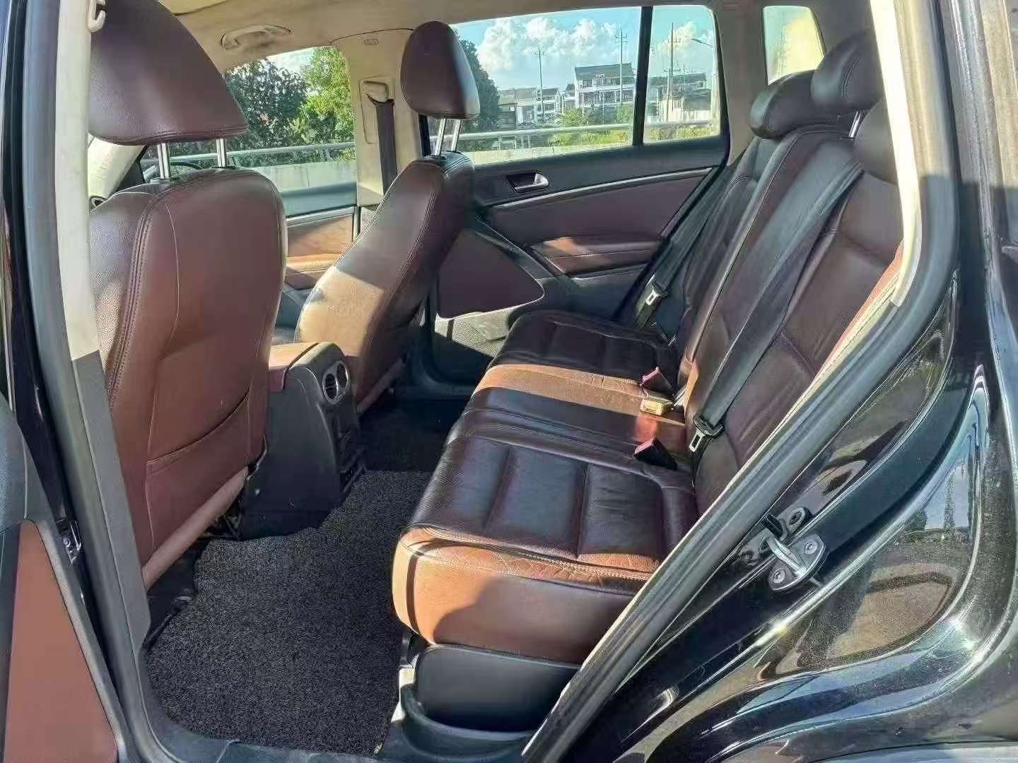 Volkswagen Tiguan 2014 1.8T Automatic Sunroof Four-Zone 5
