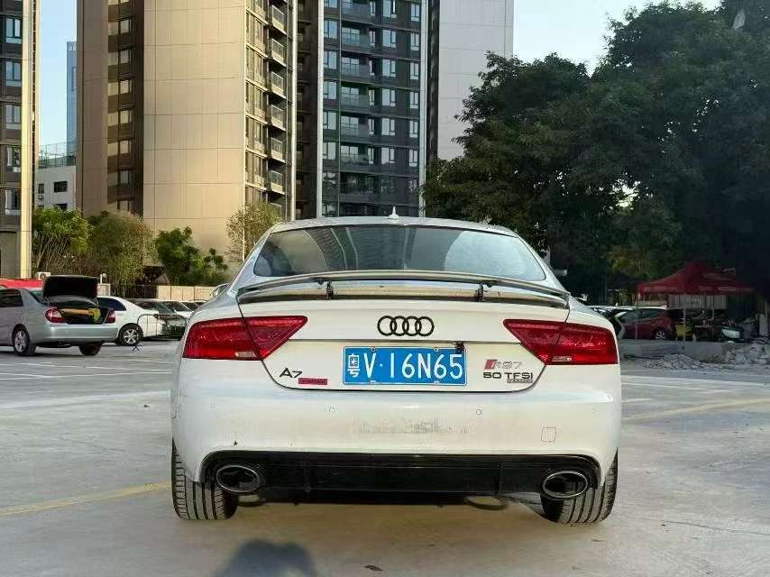 Audi A7 2.5L Standard Edition 4