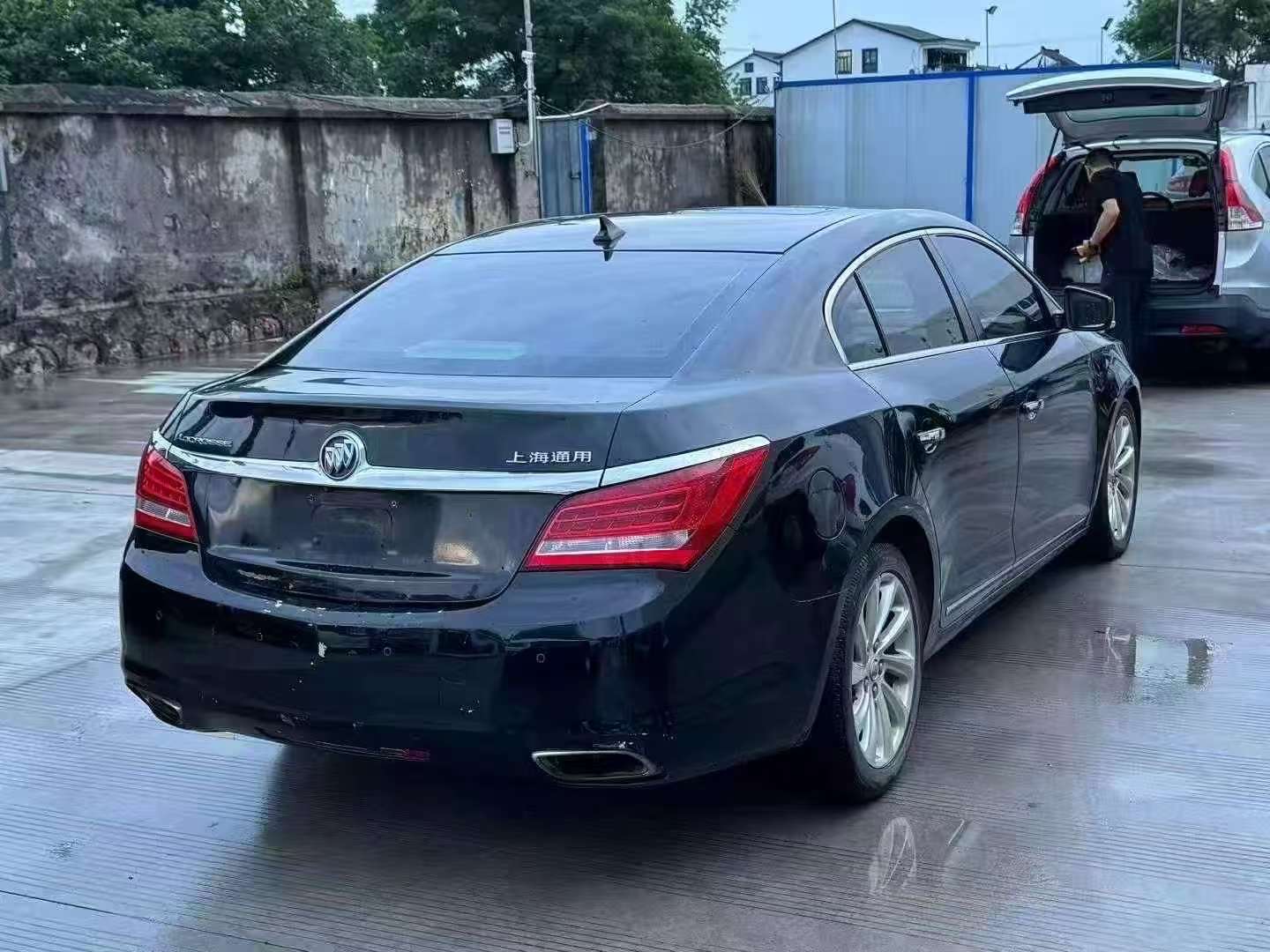 Buick LaCrosse 2014 Flagship Top Trim 5
