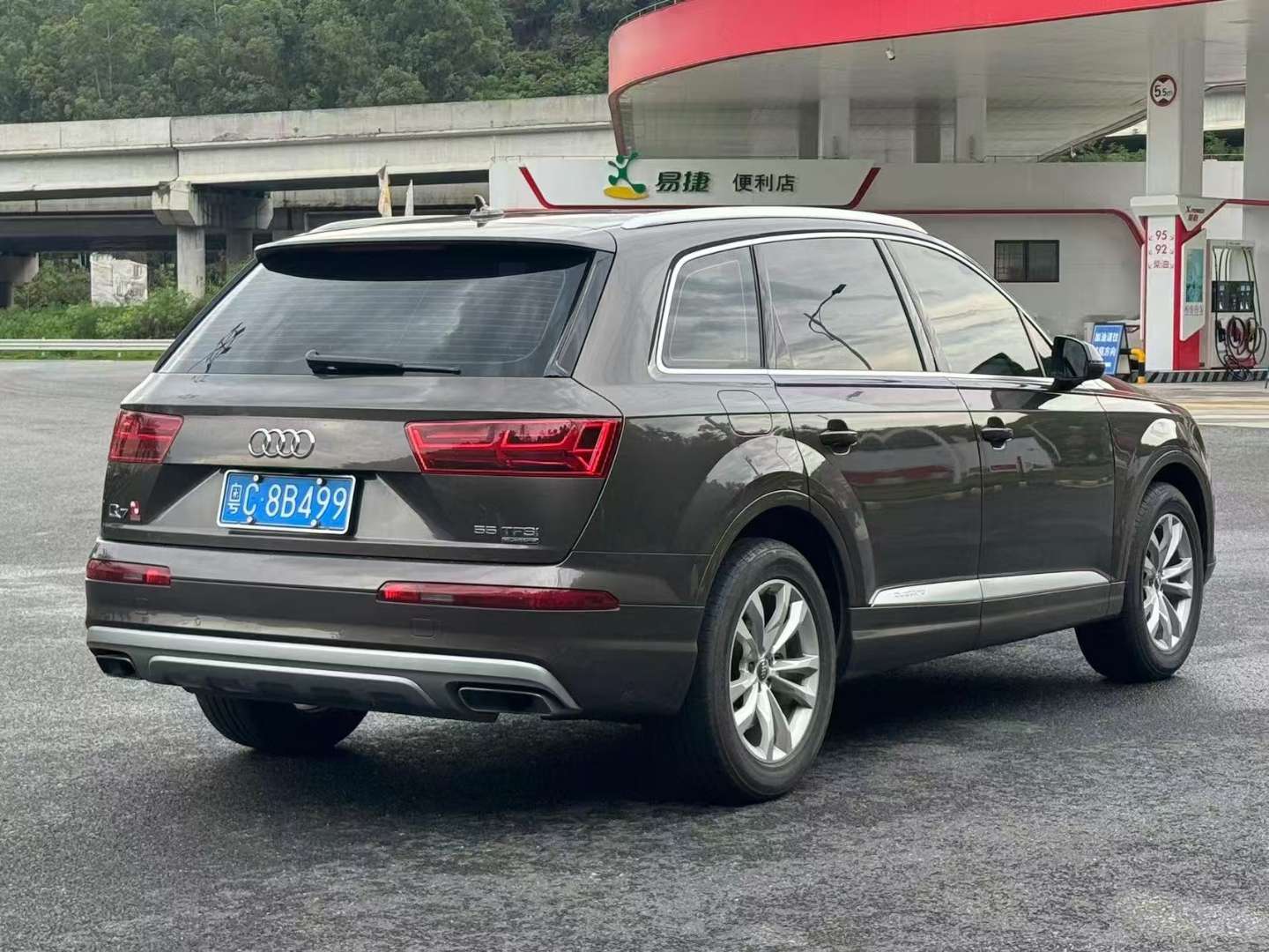 Audi Q7 3.0T Technology 4