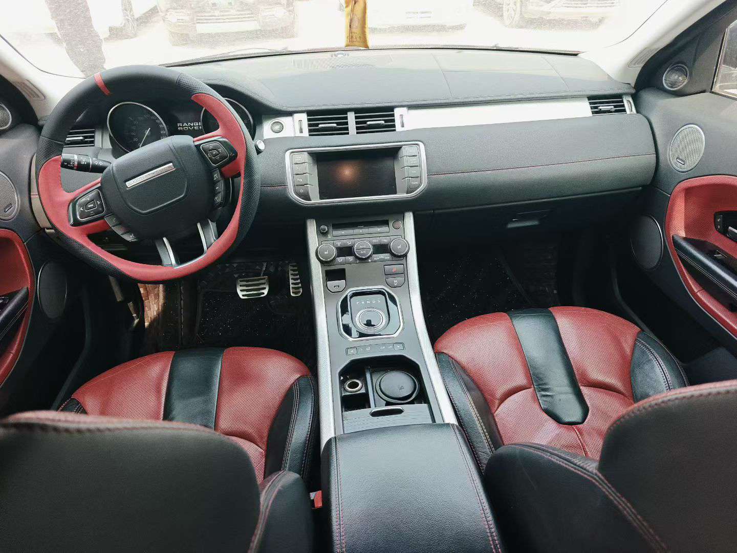 Land Rover Range Rover Evoque 2013 2.0T Automatic with Sunroof 5