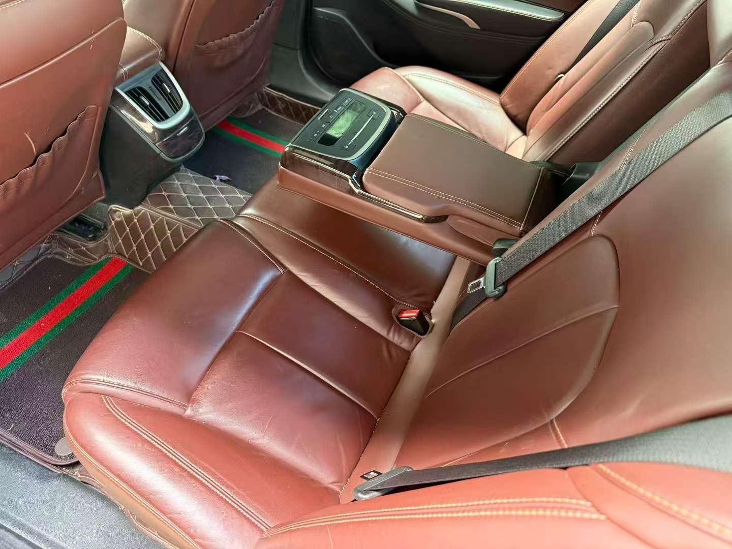 Buick LaCrosse 2.0T Automatic Sunroof 5