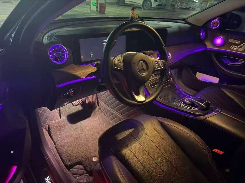 Mercedes-Benz E-Class 2016 E300L Fashion Edition 4