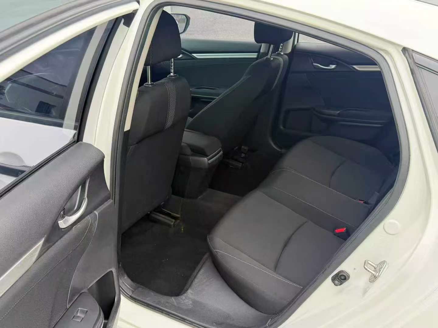 Honda Civic 2020 Dynamic Edition 6