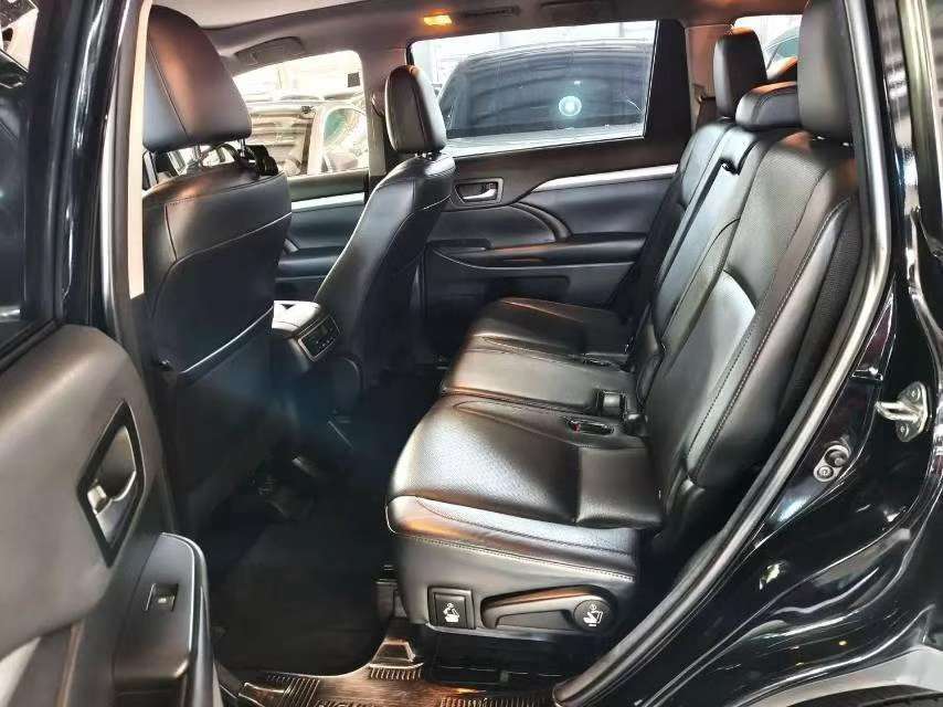 Toyota Highlander 2.0T AWD Luxury Edition 4