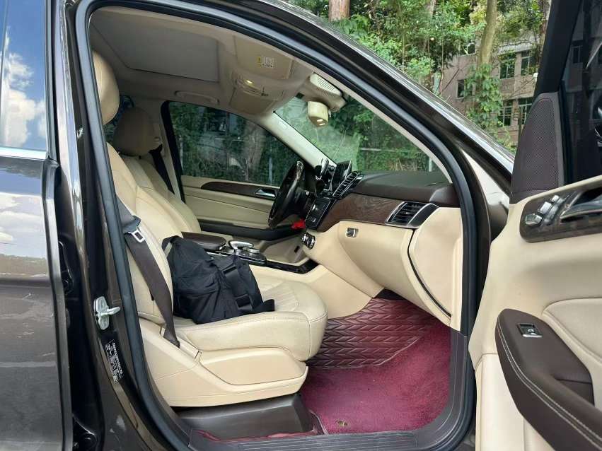 Mercedes-Benz GLE GLE400 3.0T 4MATIC 6