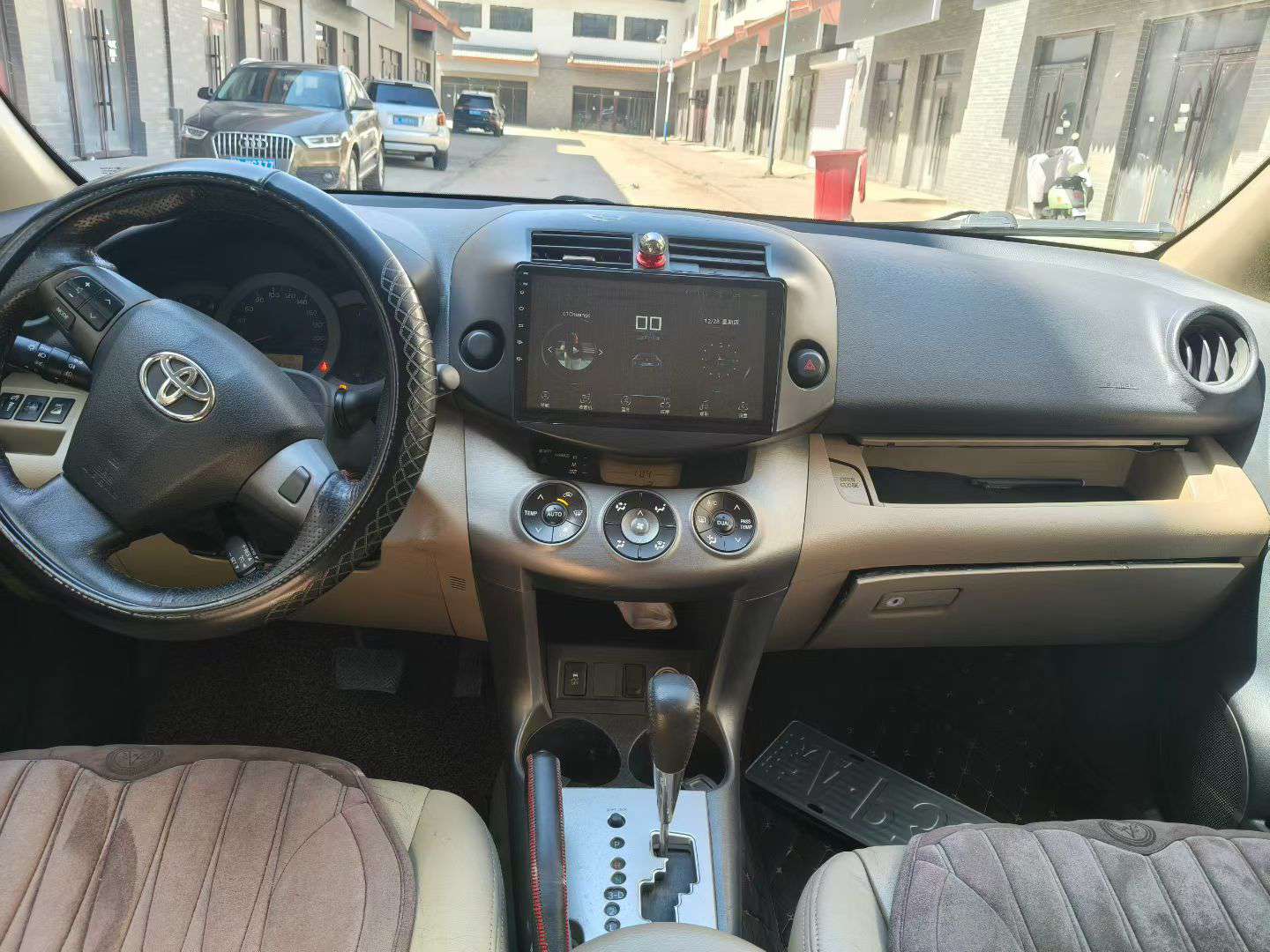 Toyota RAV4 9