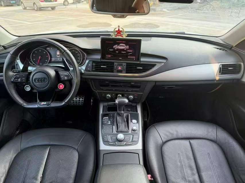 Audi A7 2.5L Standard Edition 7