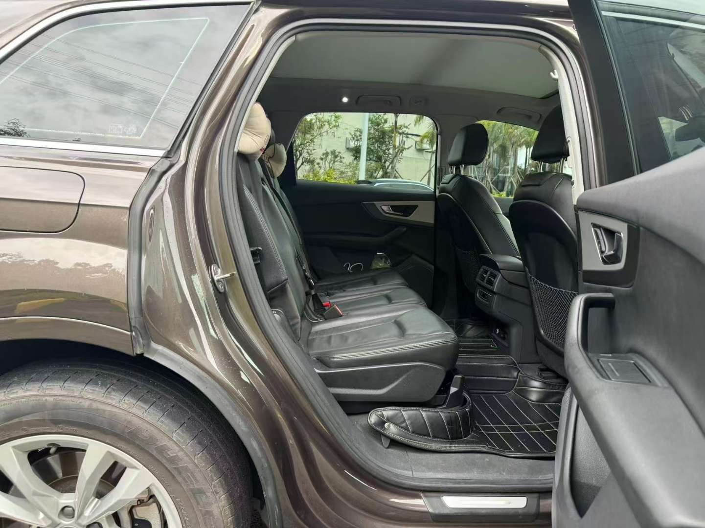 Audi Q7 3.0T Technology 8