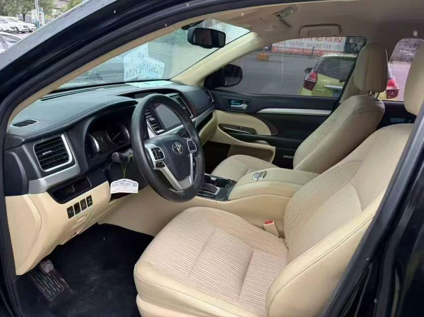 Toyota Highlander 2.0T AWD 7-Seater 4