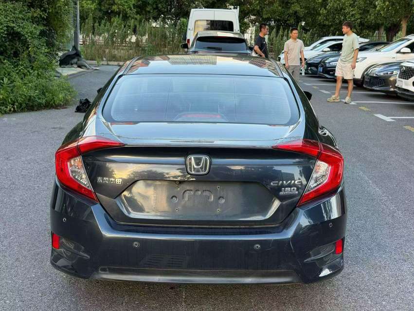 Honda Civic 2016 180TURBO Comfort Edition 8