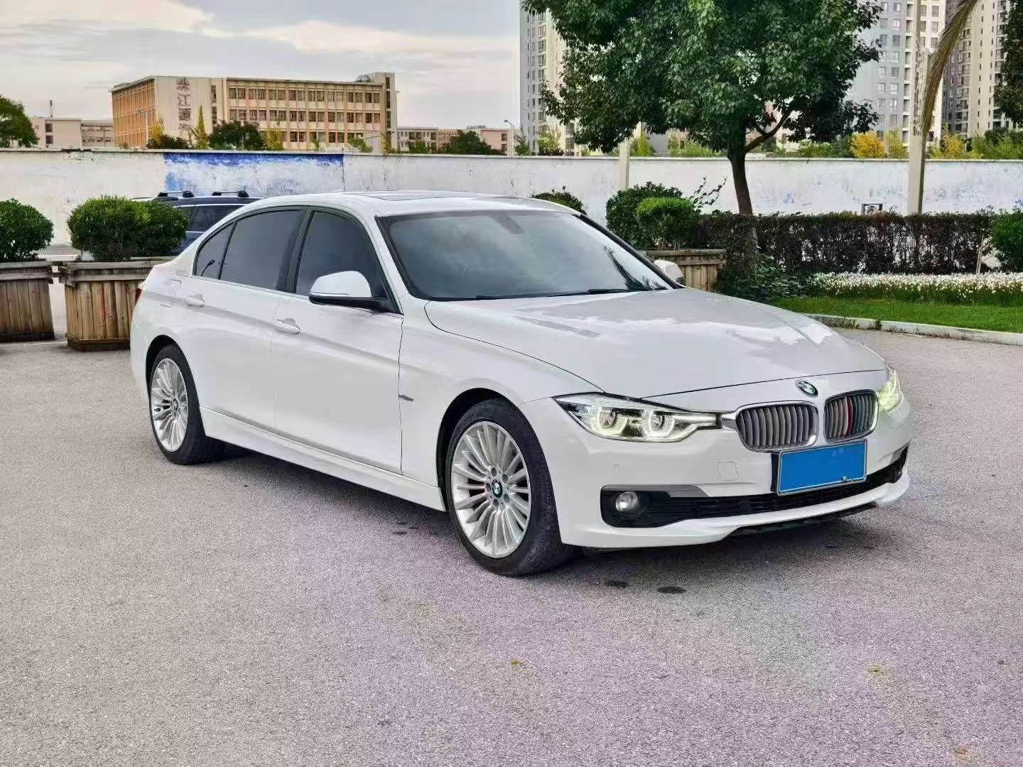 BMW 3 Series 2018 320Li Long Wheelbase Fashion Edition 3