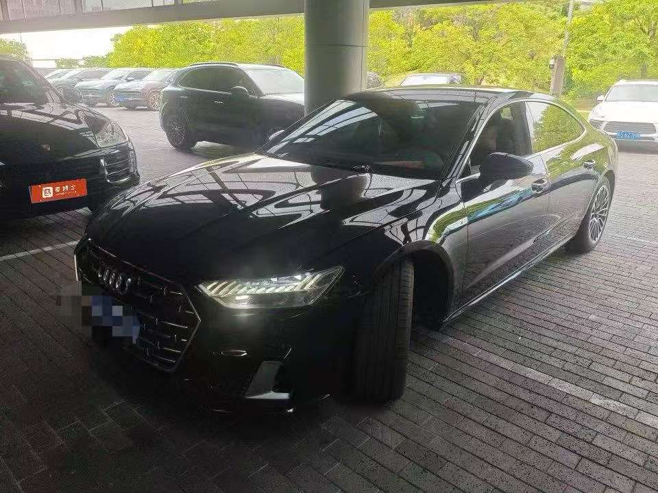Audi A7L 2024 45 Luxury