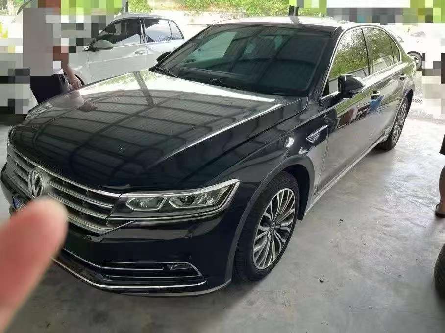 Volkswagen Phideon 380 FWD Business Edition