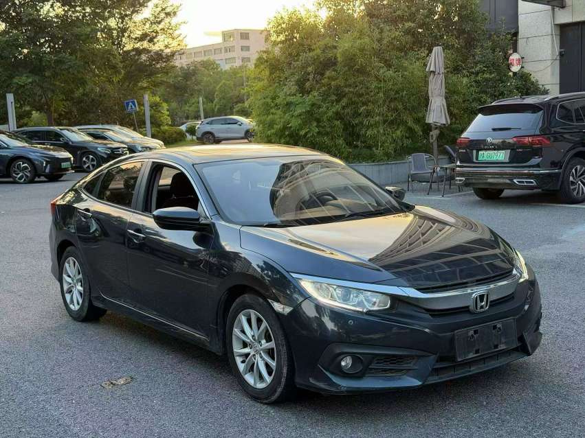 Honda Civic 2016 180TURBO Comfort Edition 3