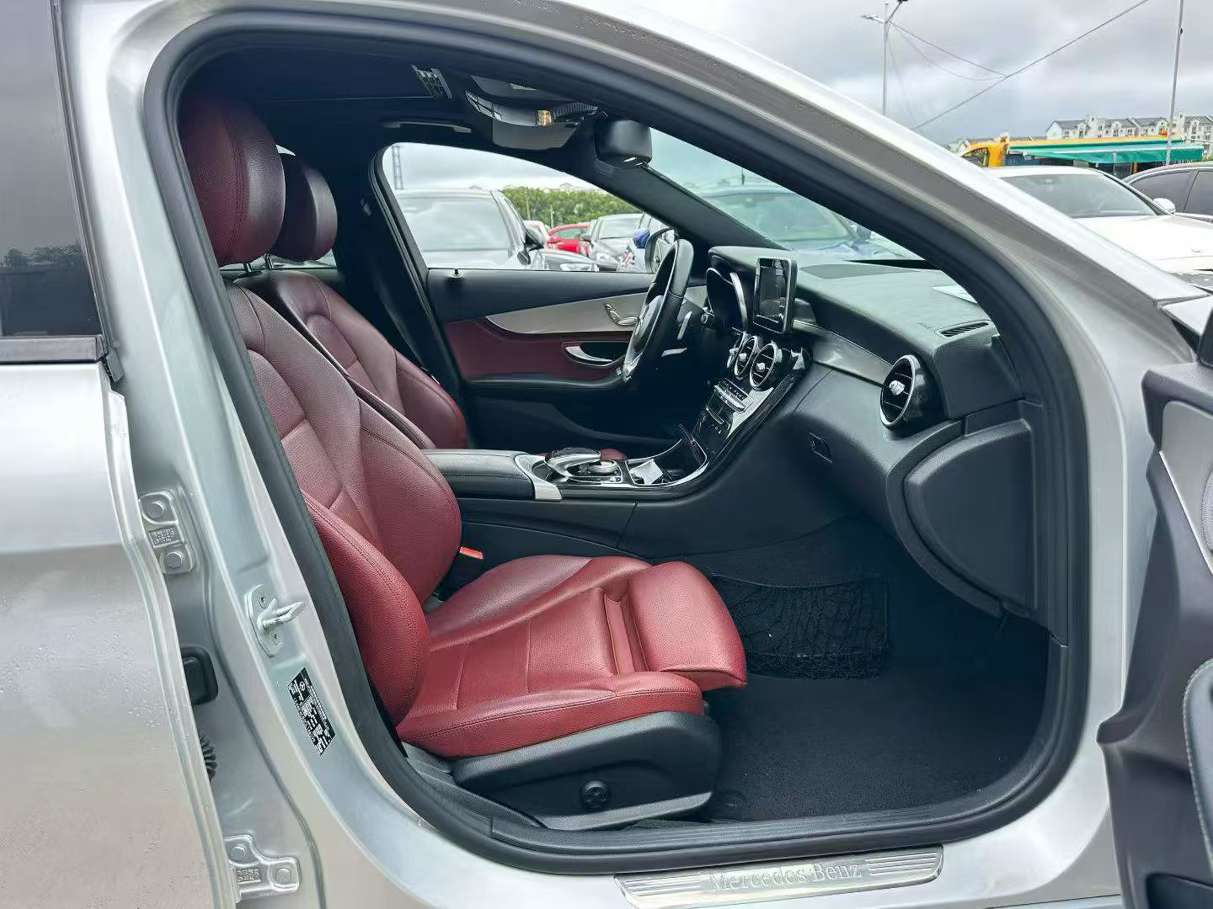 Mercedes-Benz C-Class C200 Sport 9