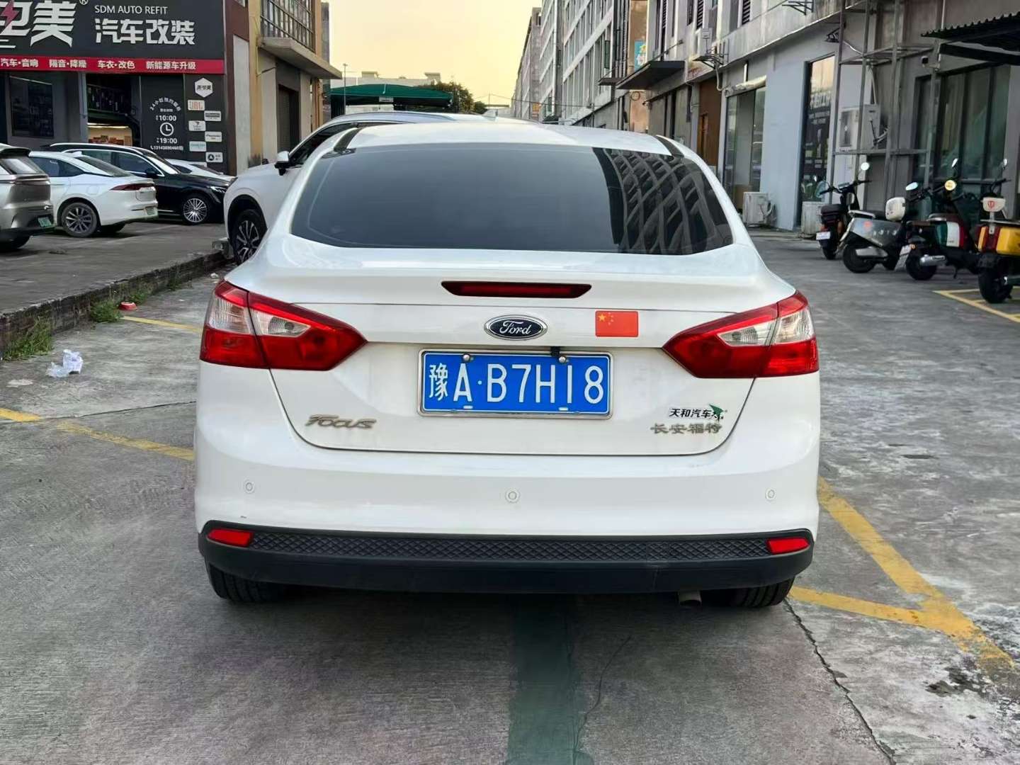 Ford Focus 1.6L Automatic Sunroof 3