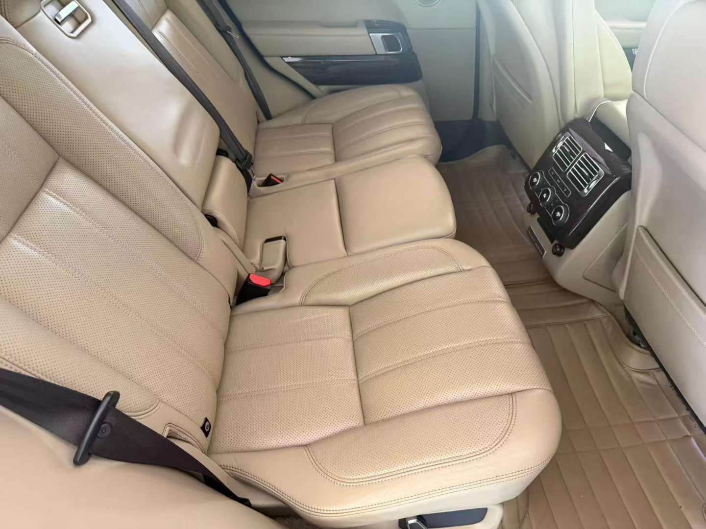 Land Rover Range Rover 5.0L V8 NA VOGUE SE Edition 7