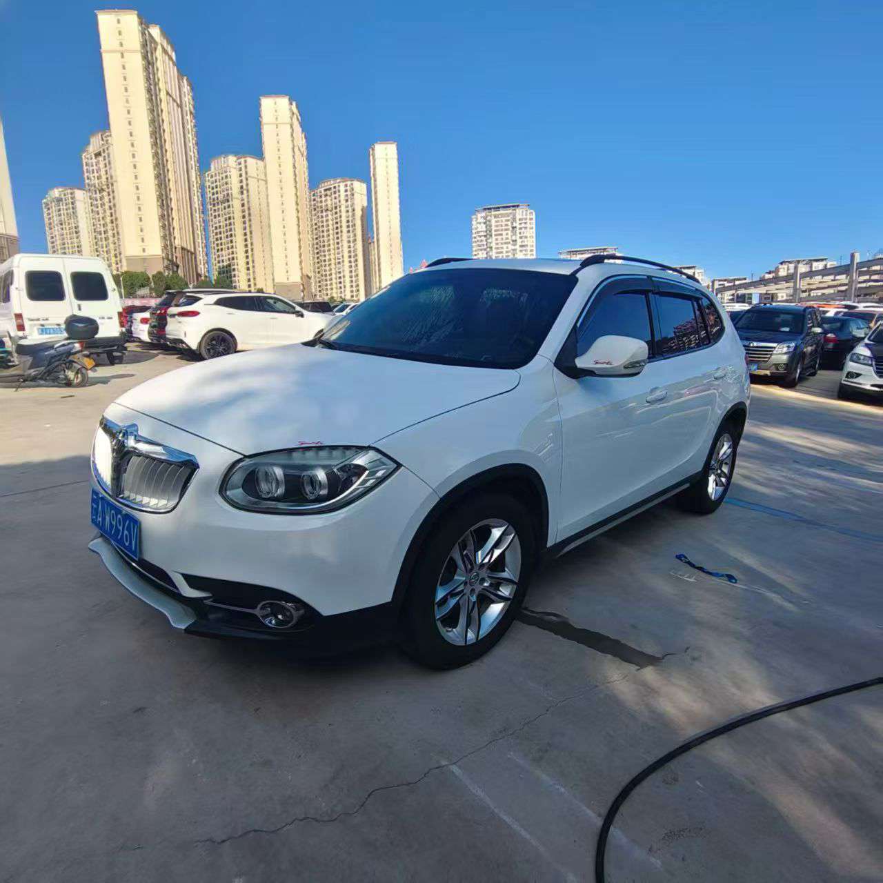 Brilliance V5 1.5T Automatic Luxury 2
