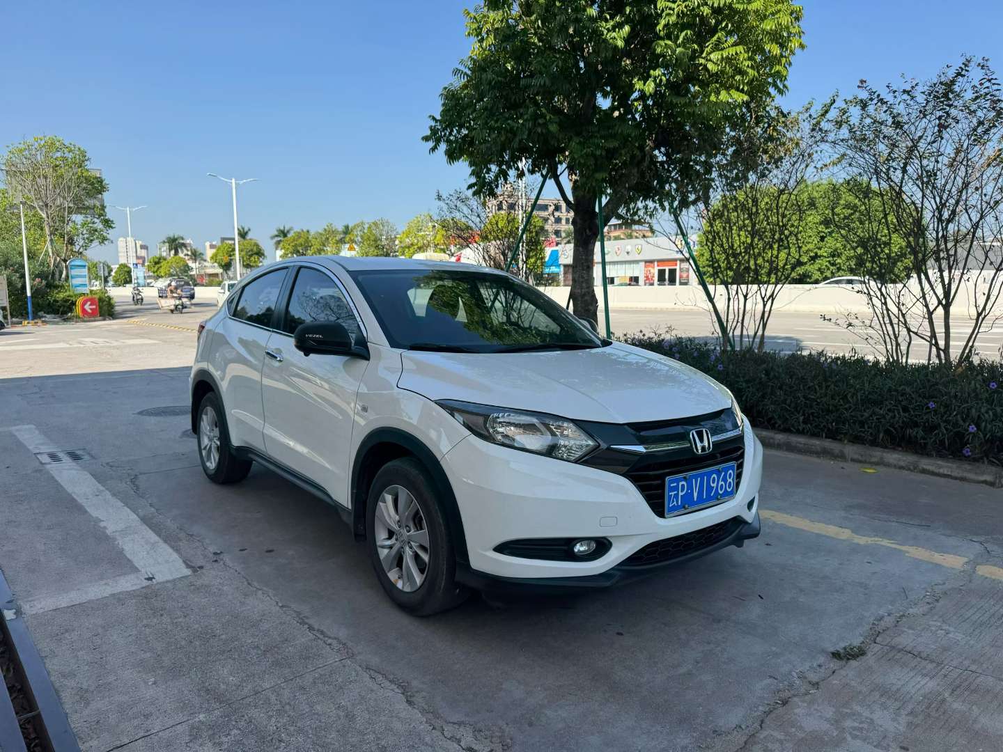Honda Vezel 1.5L Automatic