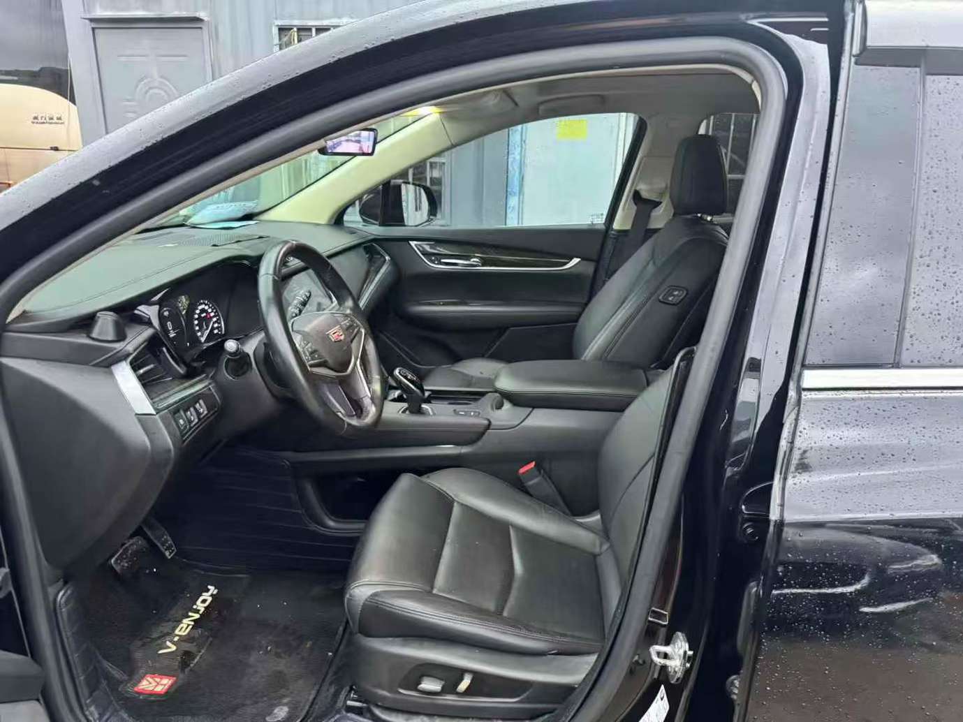 Cadillac XT5 25T FWD Luxury 5