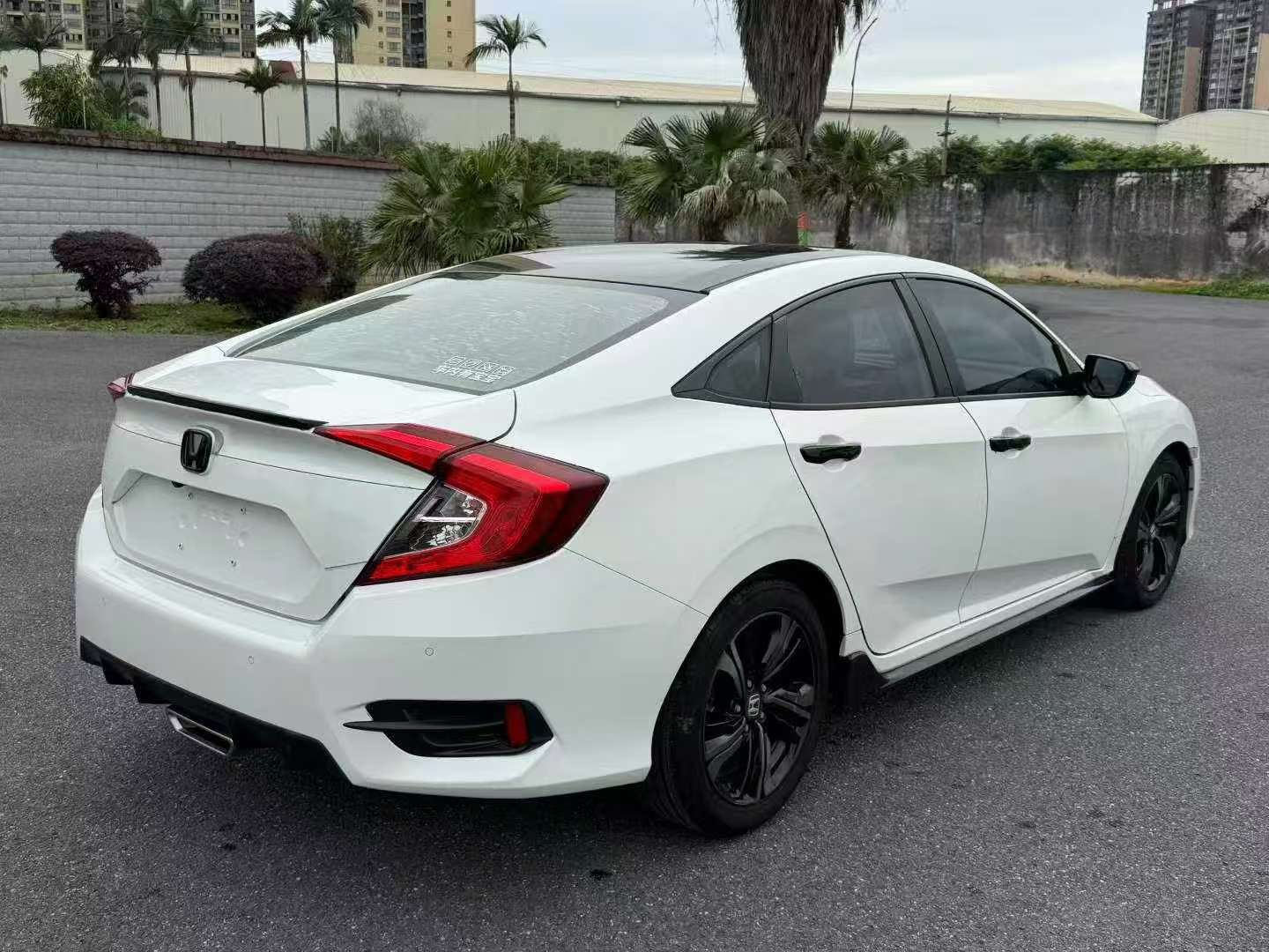 Honda Civic 2020 Dynamic Edition 9