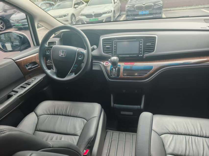 Honda Odyssey 4
