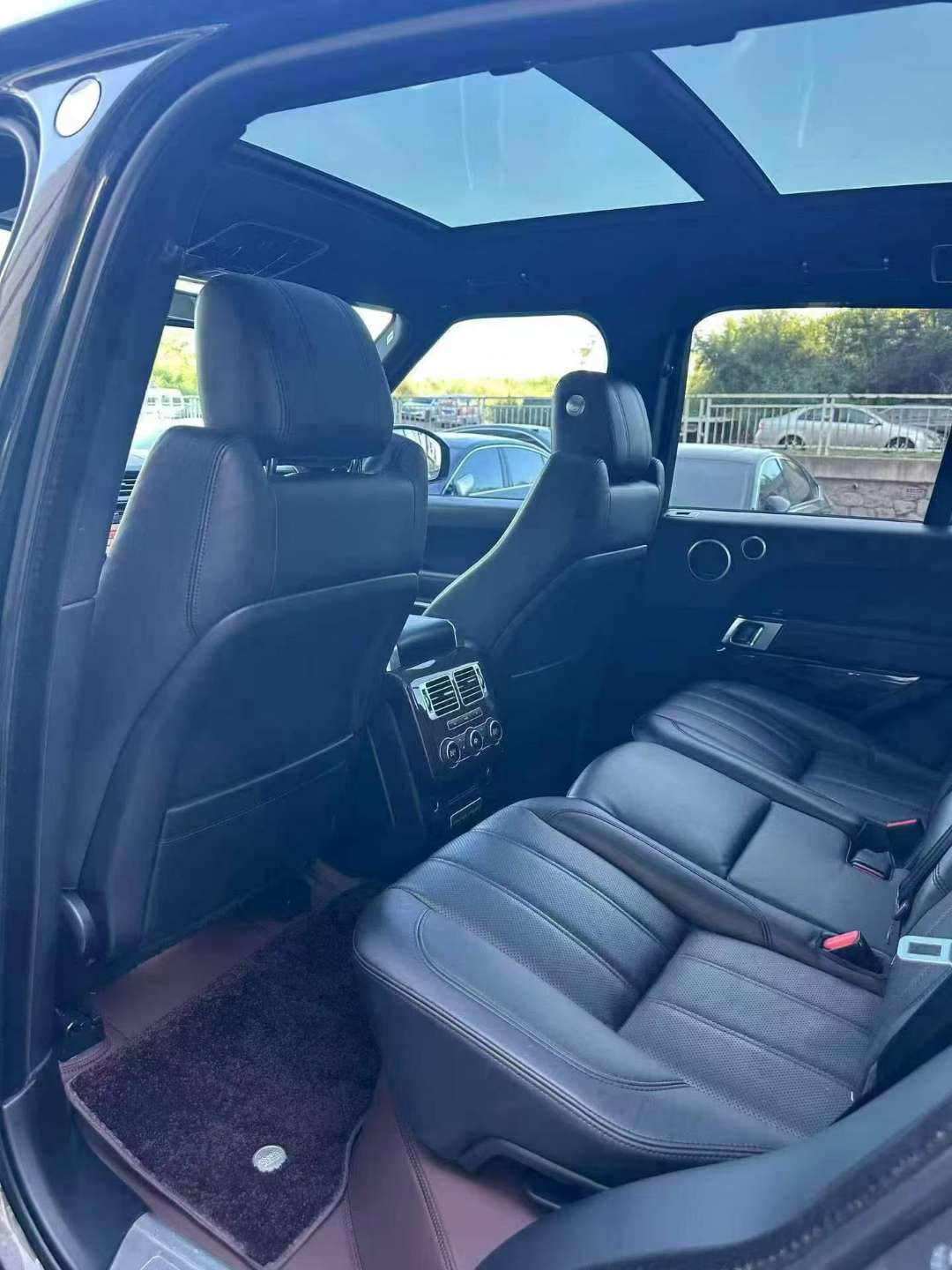 Land Rover Range Rover 2015 Executive Edition Obsidian Limited Edition 9