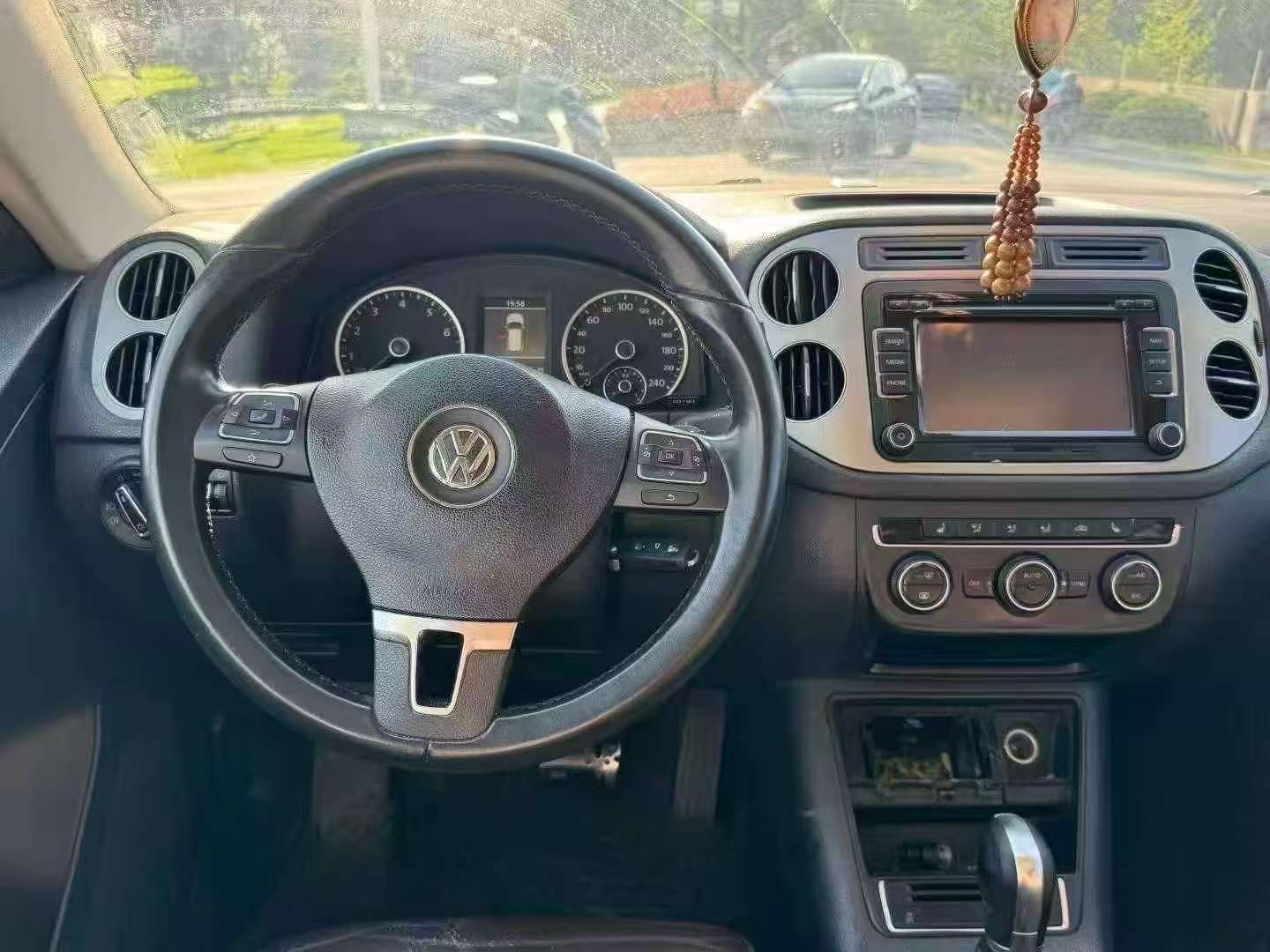 Volkswagen Tiguan 2014 1.8T Automatic Sunroof Four-Zone 6