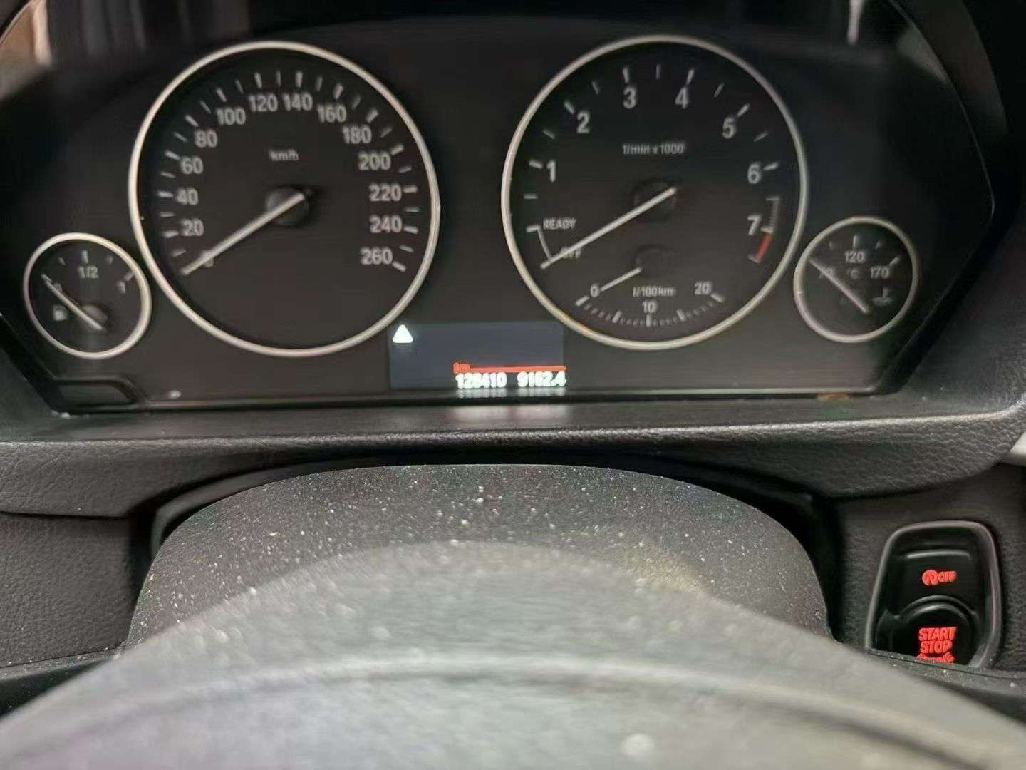 BMW 3 Series 2015 320Li 3