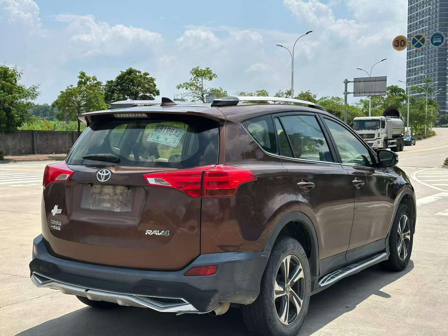 Toyota RAV4 2015 2.0L Fashion Edition 9