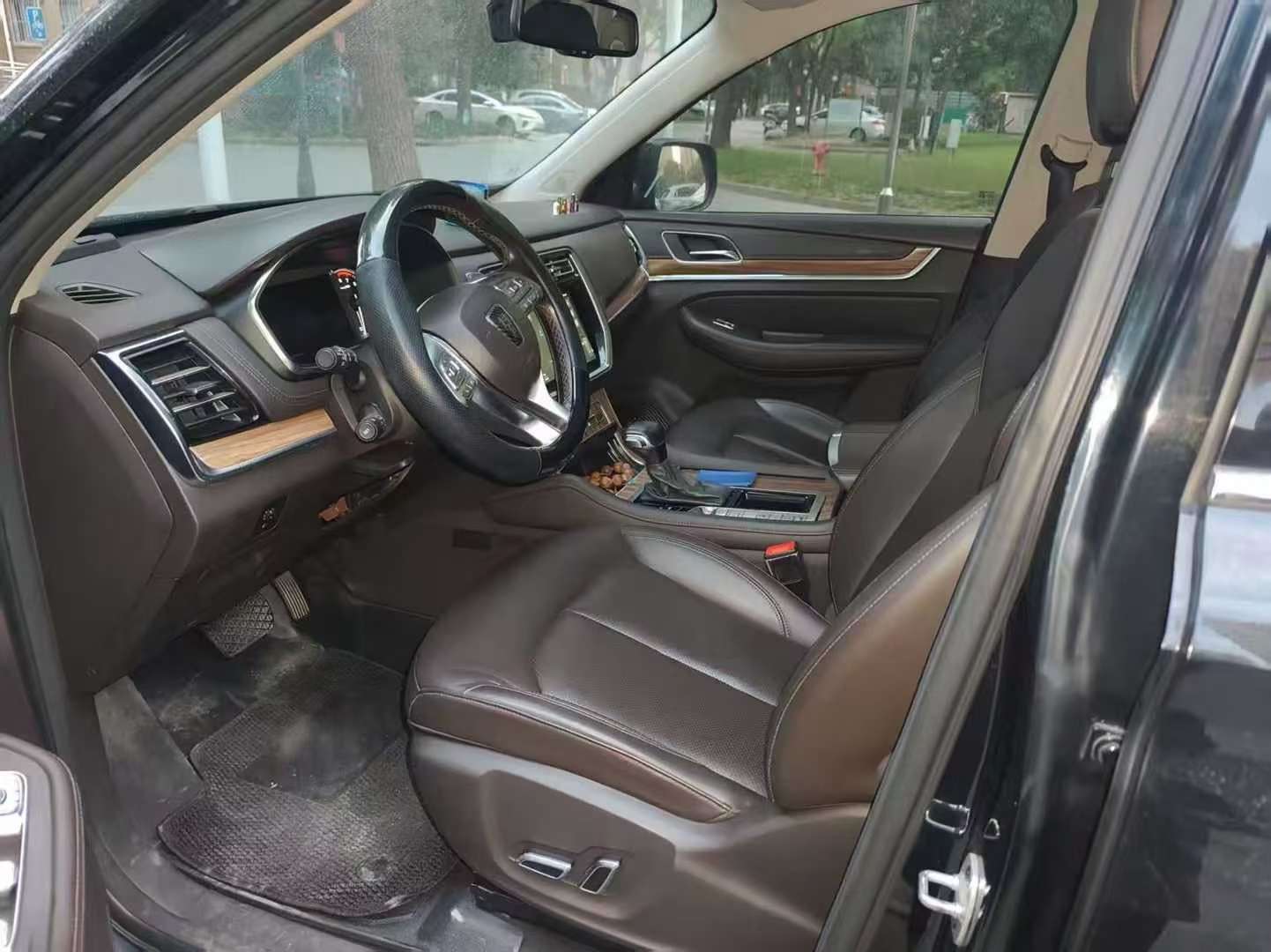 Roewe RX8 2018 30T Intelligent Network 2WD Flagship 3