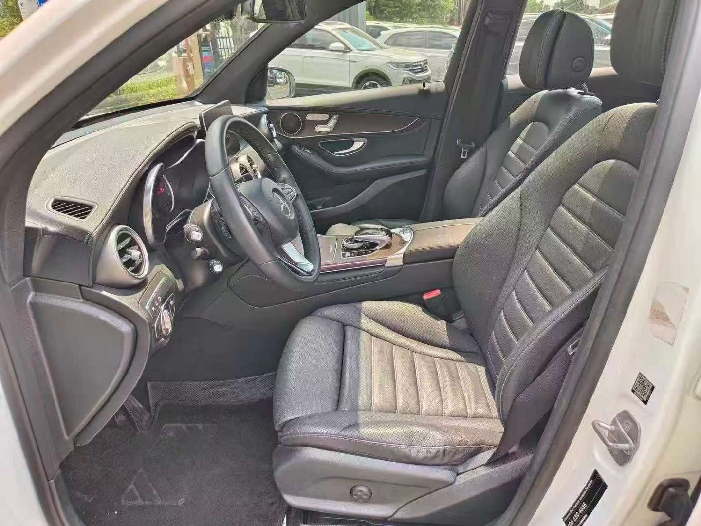 Mercedes-Benz GLC 2.0T 4WD Luxury 5