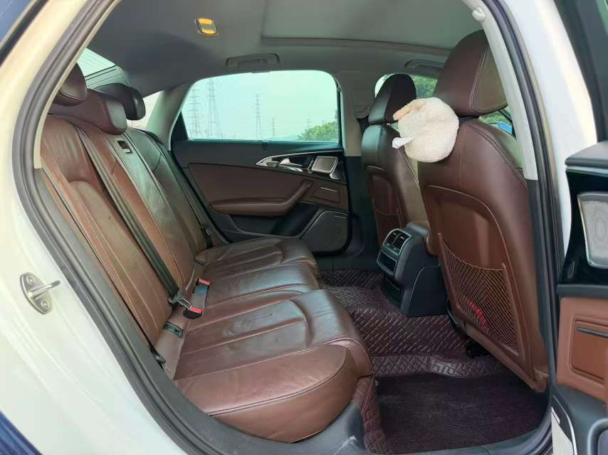 Audi A6L 2018 30th Anniversary Edition 35TFSI Fashion 2.0T 7