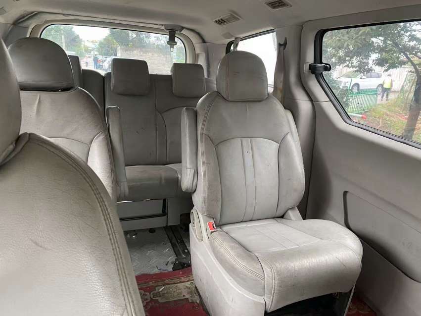 Maxus G10 2015 2.0T Luxury 9-Seater 5