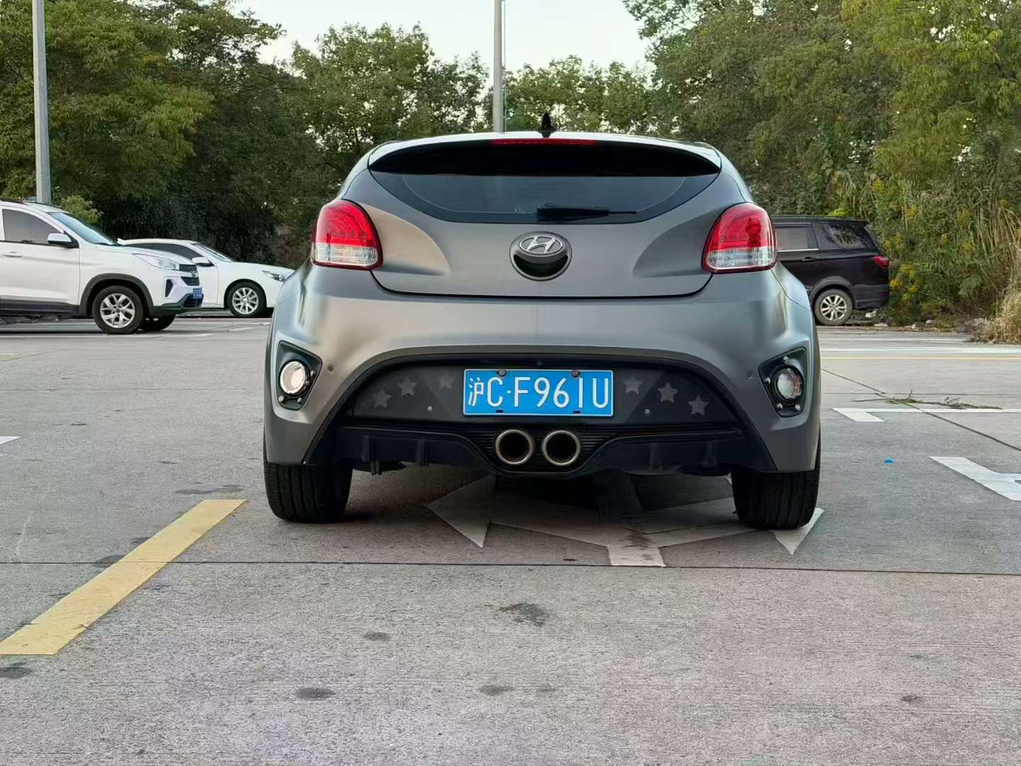 Hyundai Veloster 5